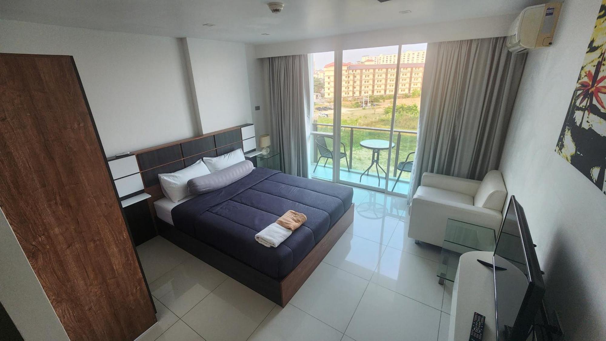 City Center Residentes Ccr Pattaya Y Ngoại thất bức ảnh