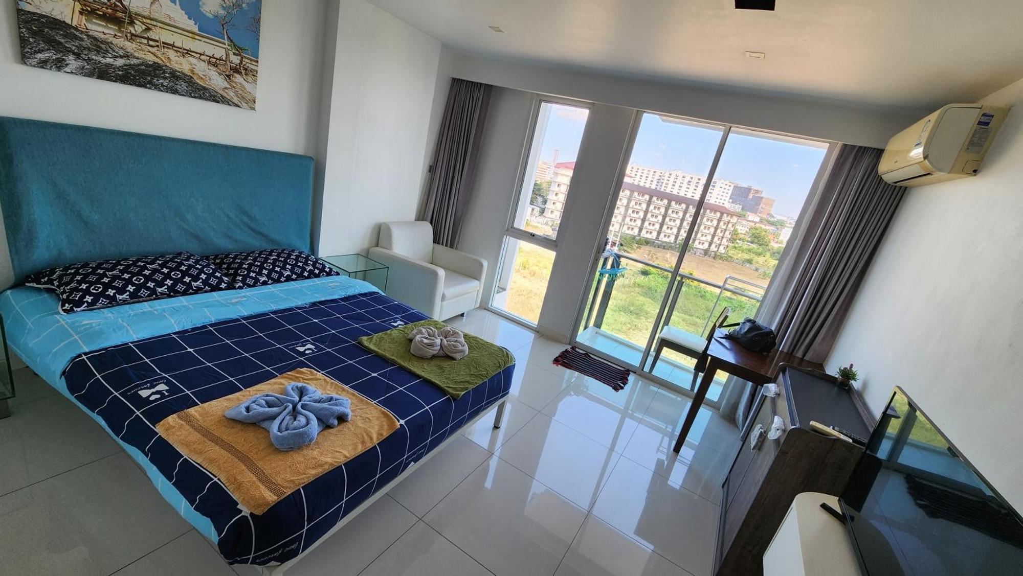 City Center Residentes Ccr Pattaya Y Ngoại thất bức ảnh